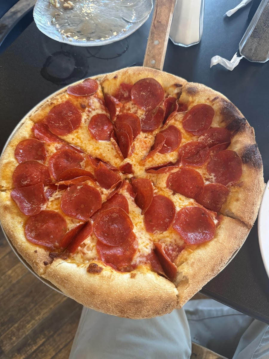 Bruno's Pizza & Wings photo 4